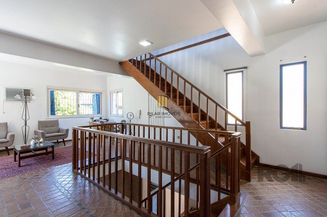 Casa 4 dormitórios no bairro Jardim Isabel