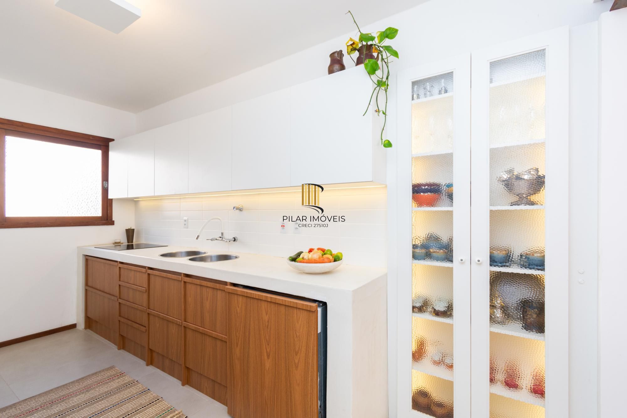 Apartamento com 3 Quartos à venda, 122m² - Petrópolis