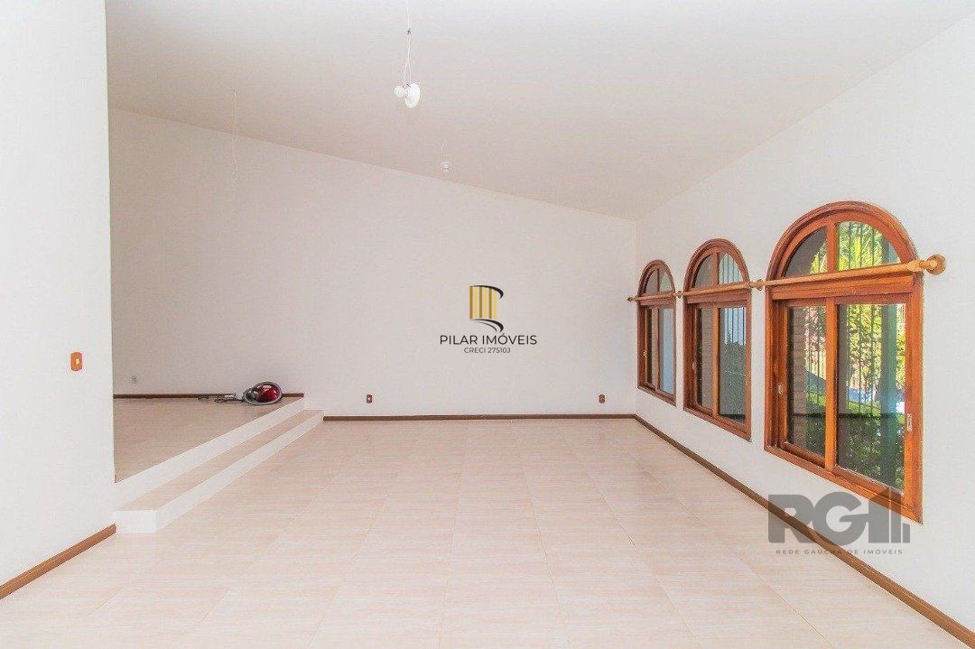 Casa, 200m², 3 dormitórios, bairro Cristal