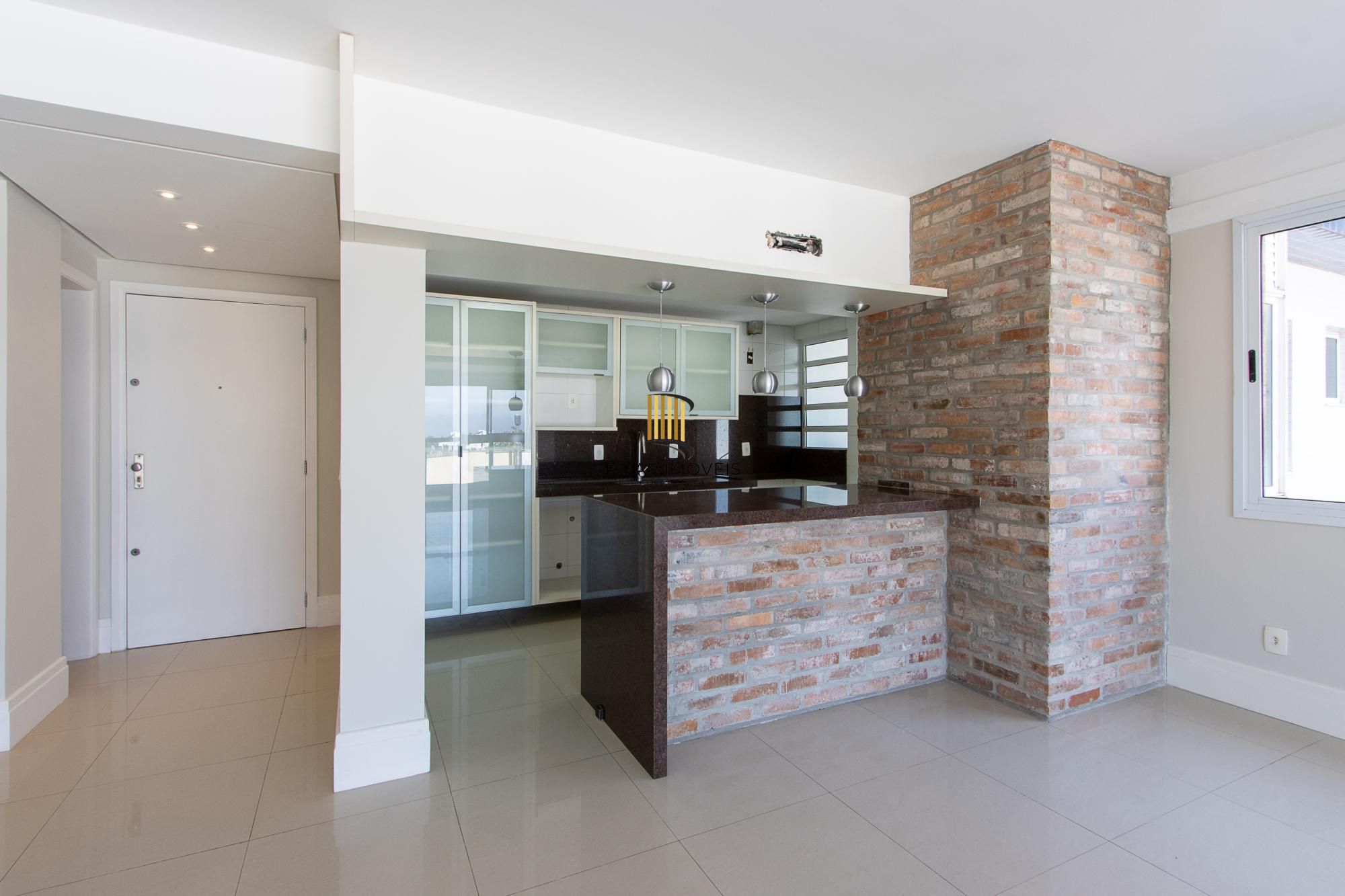 Excelente apartamento de 3 dormitórios, 1 suíte e 2 vagas de garagem.