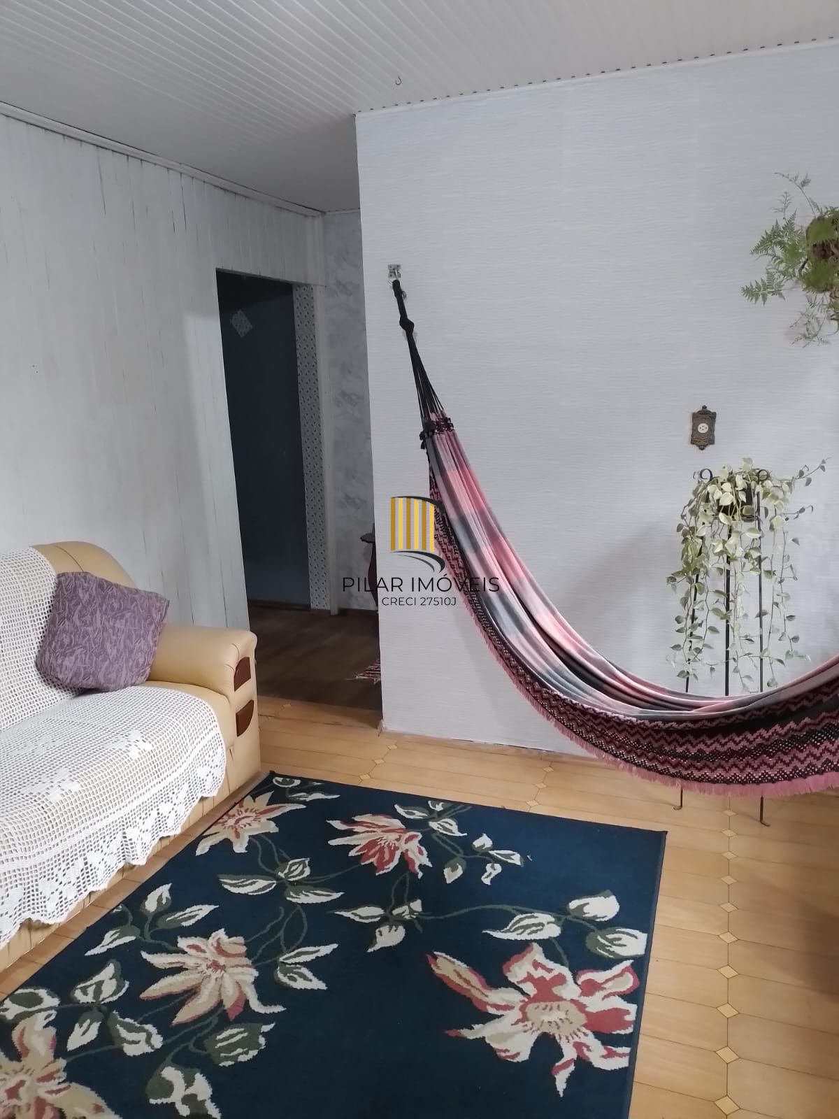 Casa 4 dormitórios no bairro Vila Nova