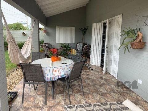 Casa 3 dormitórios no bairro Atlântida