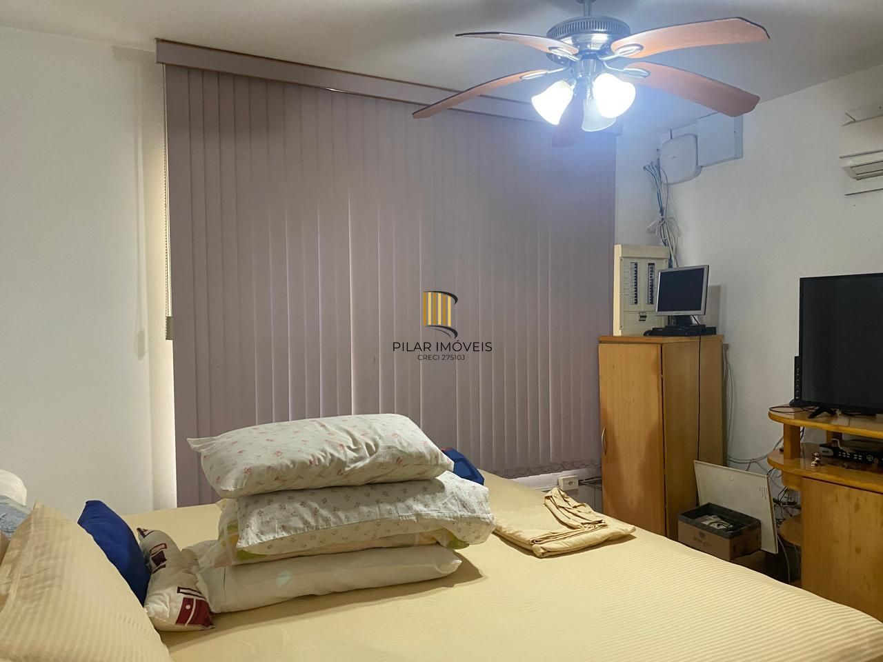 Casa 3 dormitórios no bairro Vila Nova