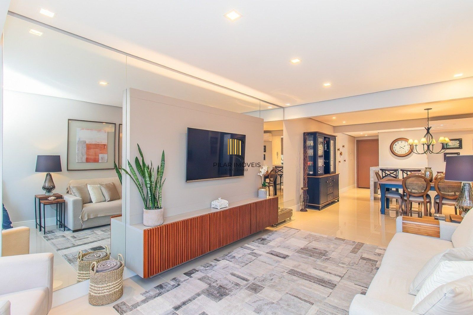 Apartamento 3 dormitórios, 3 suítes, 3 vagas no Chácara das Pedras