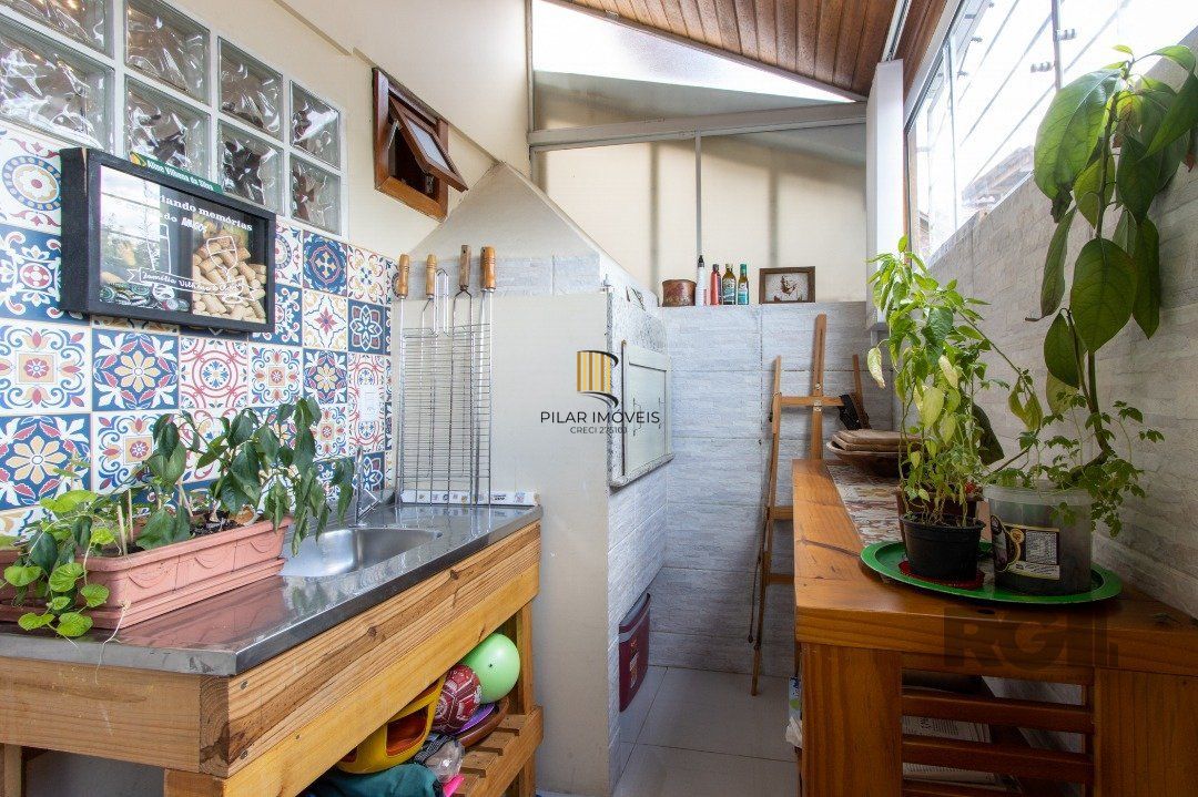 Casa Condominio para Venda - 139m², 3 quartos, 1 suite, 1 vaga - Cavalhada