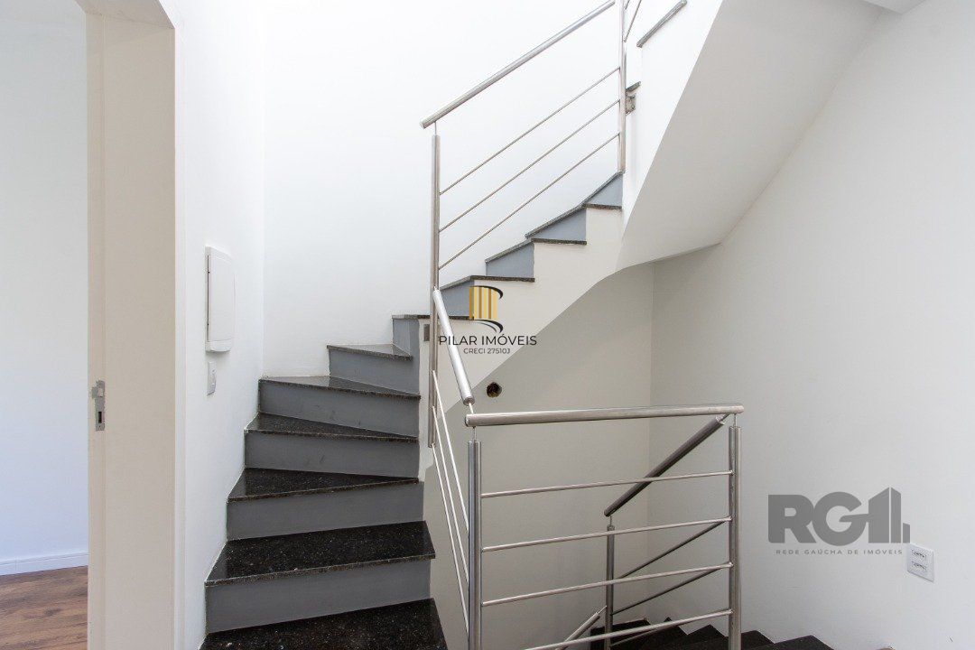 Casa para Locação/Aluguel - 150m², 3 dormitórios, sendo 1 suites, 2 vagas - Aberta dos Morros