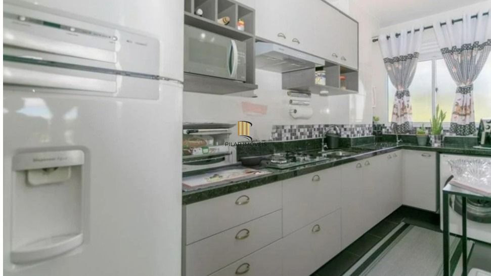Apartamento com 2 quartos na Protásio Alves