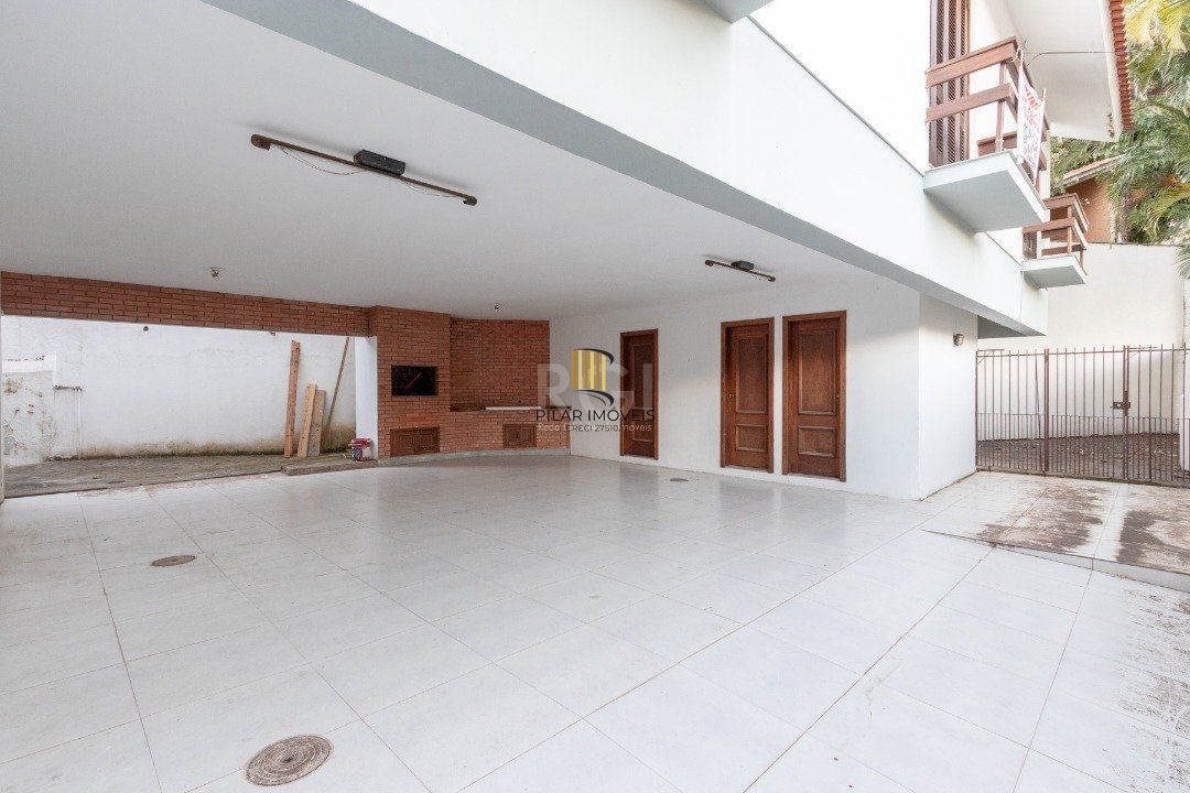 Casa para Venda - 558.14m², 4 dormitórios, sendo 4 suites, 6 vagas - Jardim Isabel