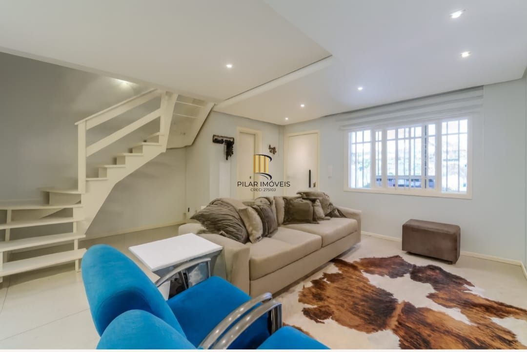 Casa sobrado, 3 quartos, 1 suite, 3 banheiros, 3 vagas em Ipanema - Pilar Imóveis