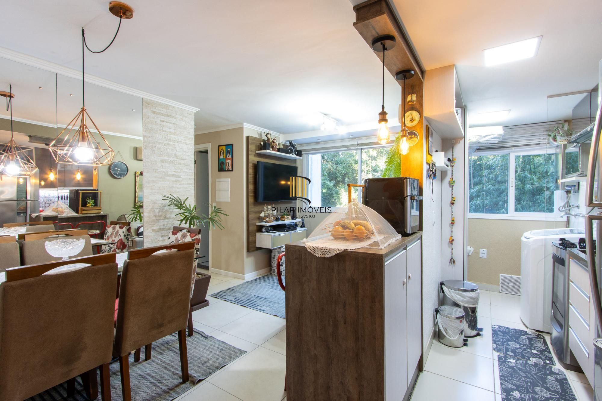 Apartamento  com  2 dormitórios, cozinha americana, Banheiro social, gás central, 1 vaga