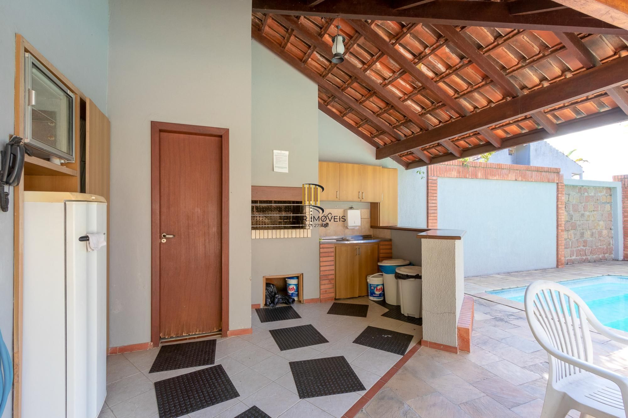 Casa Condominio para Venda - 175m², 3 dormitórios, sendo 1 suites, 4 vagas - Tristeza