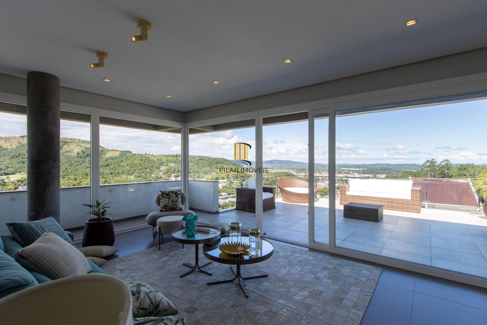 Luxuosa Casa em Condomínio de Alto Padrão com vista para Guaiba