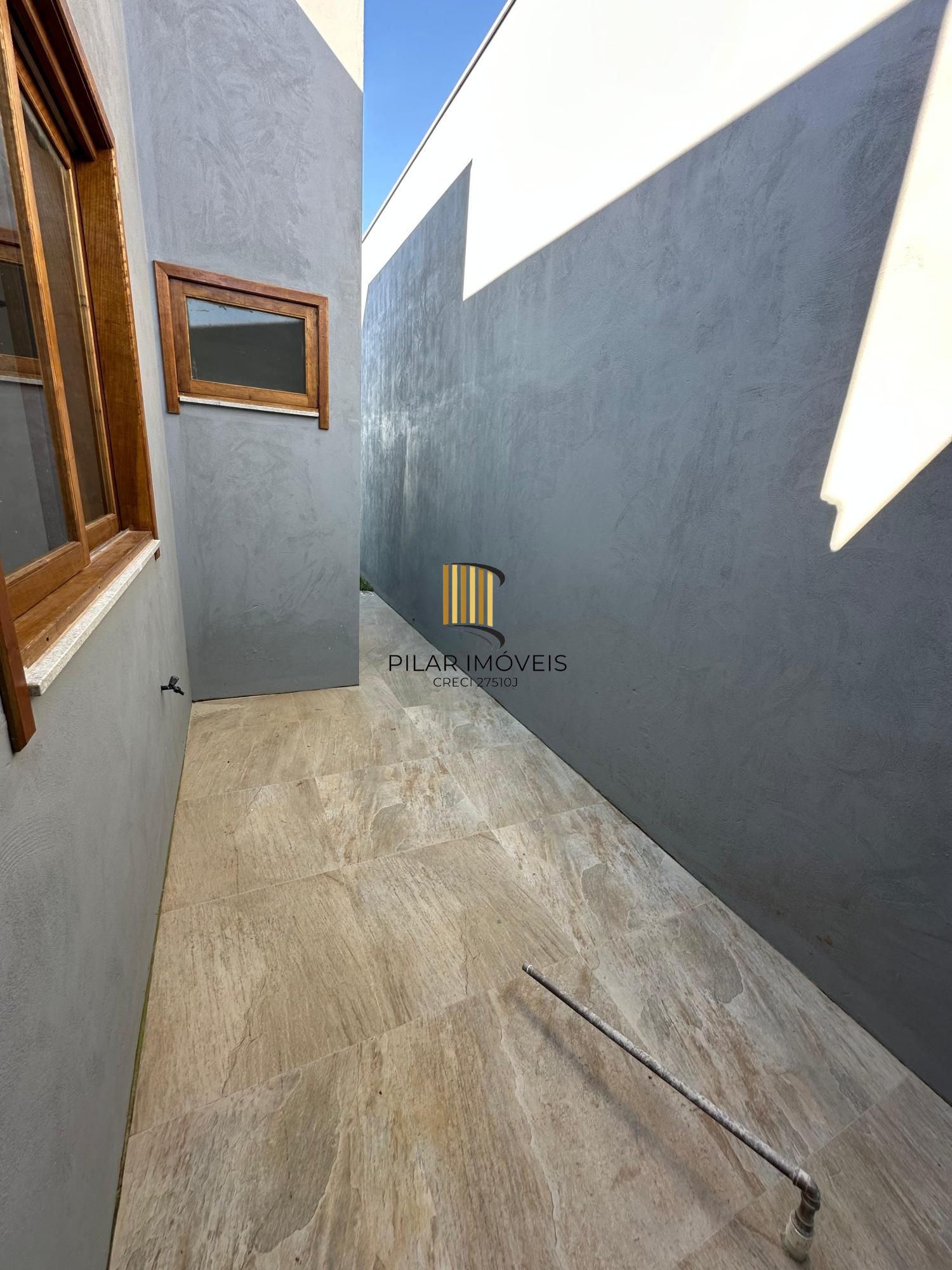 Casa 2 dormitórios no bairro Presidente