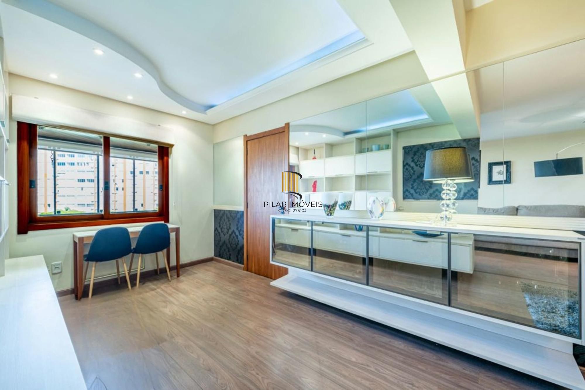 Apartamento à venda em Petrópolis com 153 m², 2 quartos, 1 suíte, 2 vagas