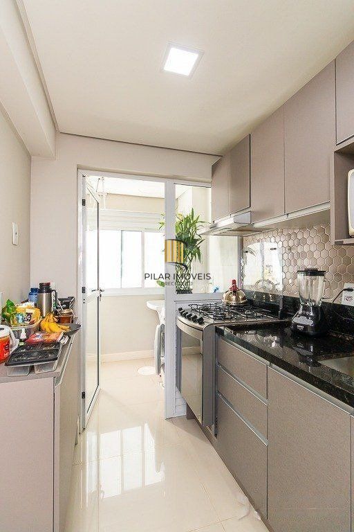 Apartamento para Venda - 69m², 2 dormitórios, sendo 1 suites, 1 vaga - Tristeza