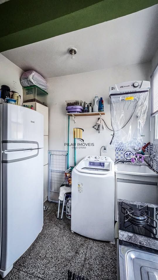 Apartamento com 1 dormitório no condomínio Pereira Neto