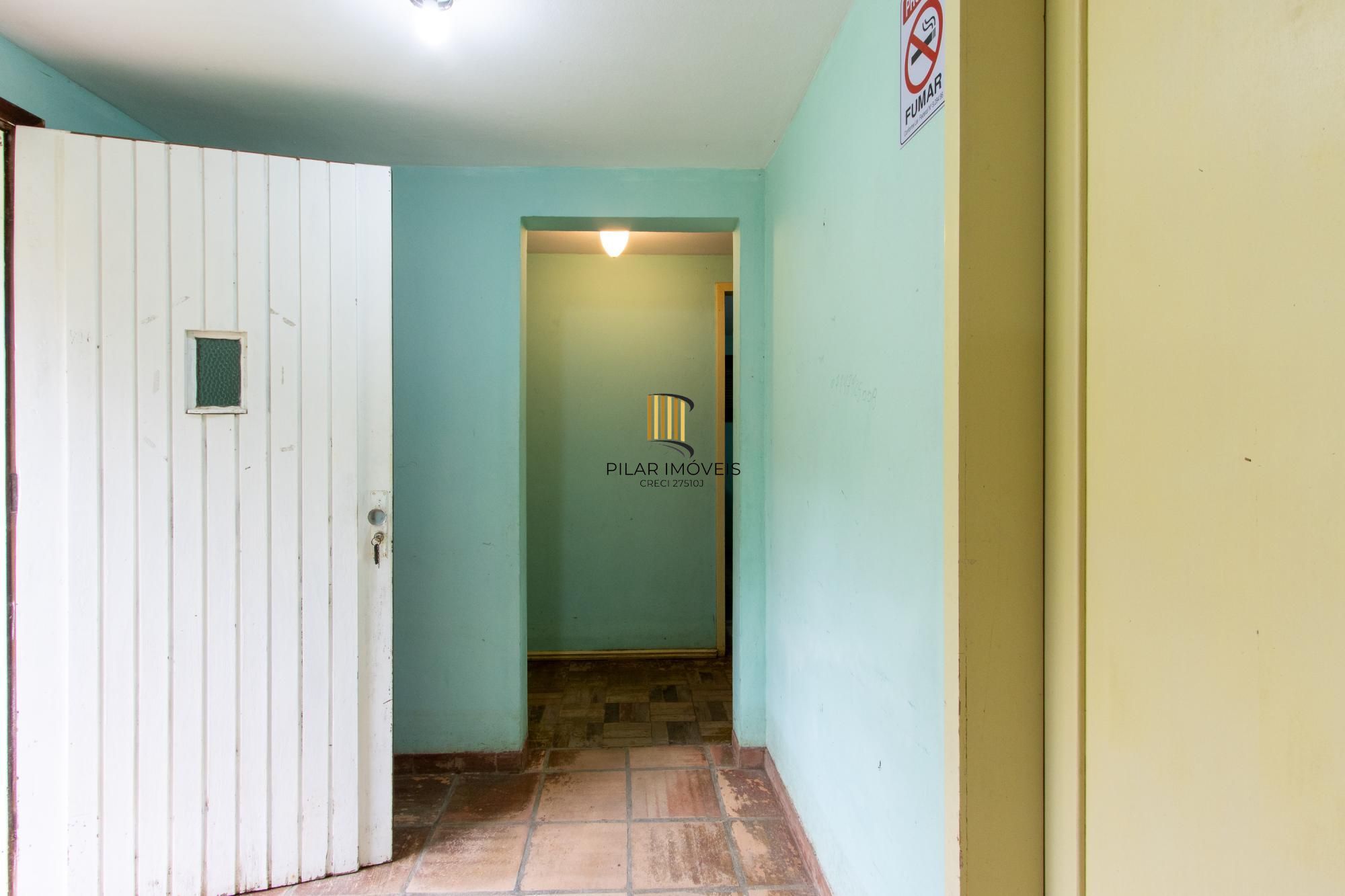 Terreno com edificações para múltiplos negócios lucrativos.