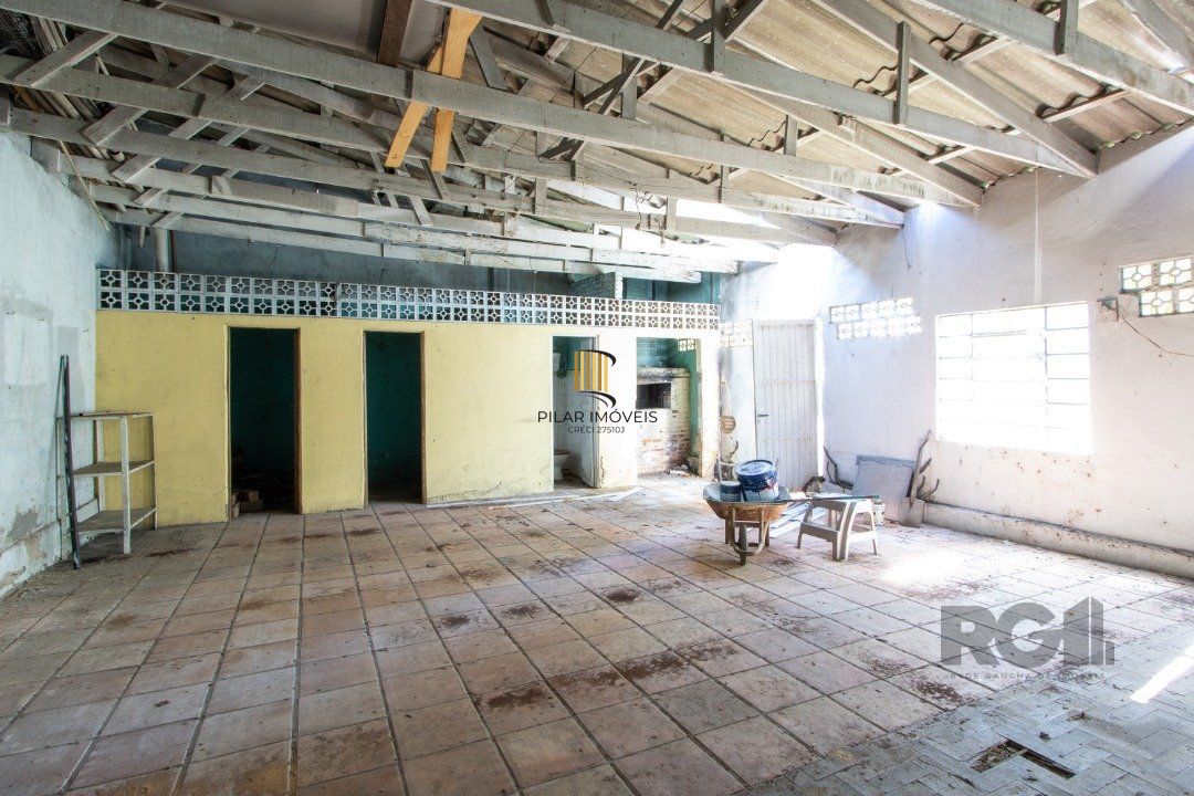Casa 4 dormitórios no bairro Tristeza