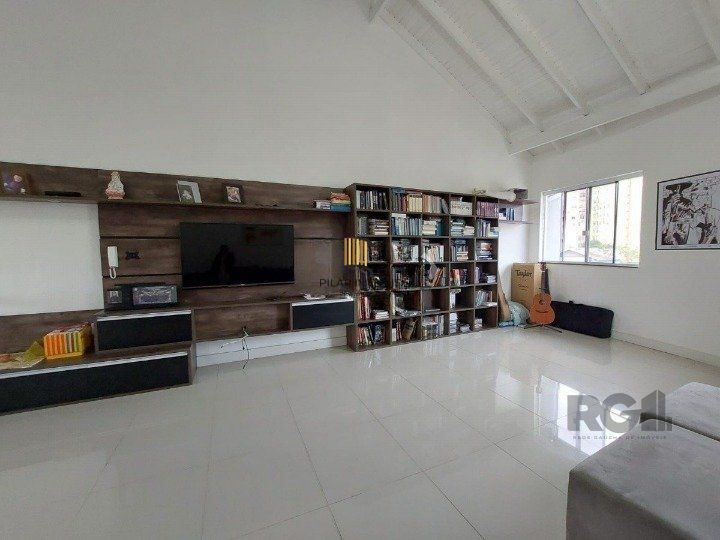Casa, 234m², 3 dormitórios, Cristal