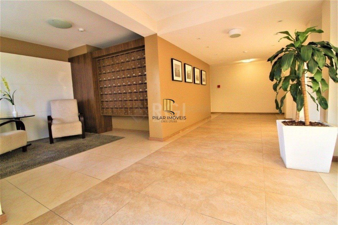 Apartamento para Venda - 72.01m², 3 dormitórios, sendo 1 suites, 1 vaga - Camaquã