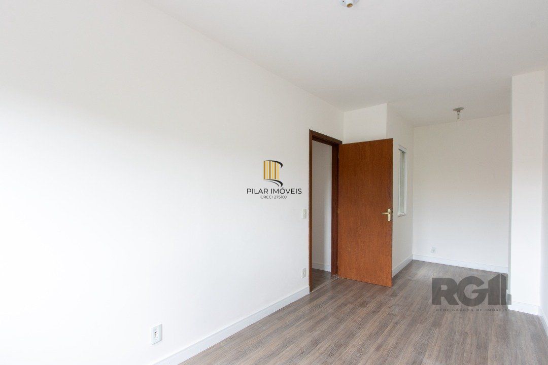 Sobrado 2 dormitórios  mais terreno de esquina de 192m2