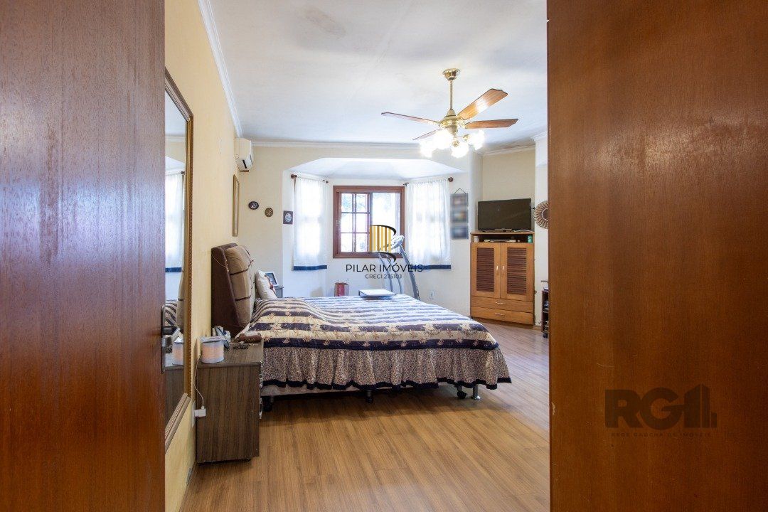 Casa 2 dormitórios no bairro Camaquã