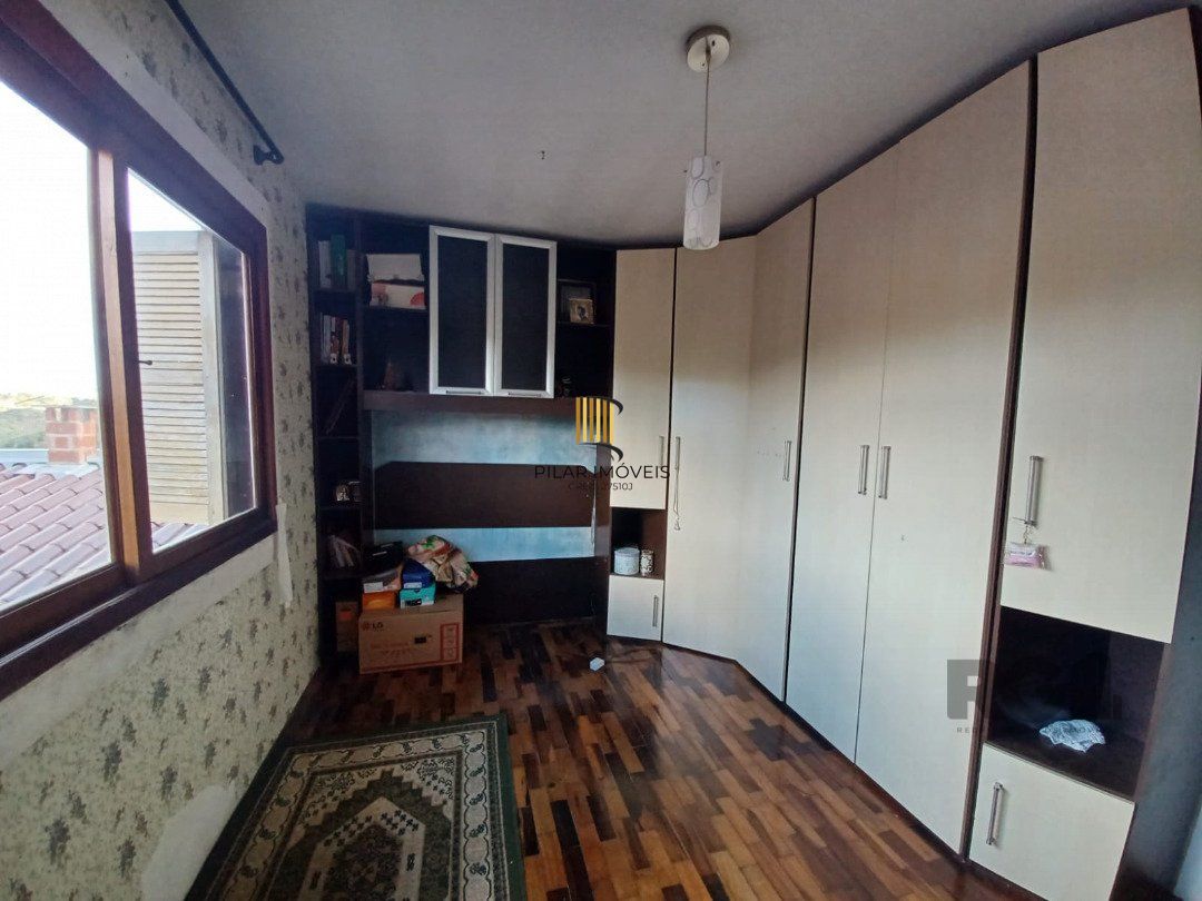 Casa 3 dormitórios no bairro Vila Nova