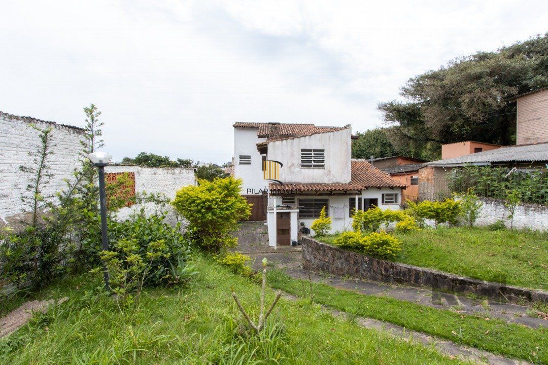 Casa ampla à venda em Santa Tereza - Porto Alegre