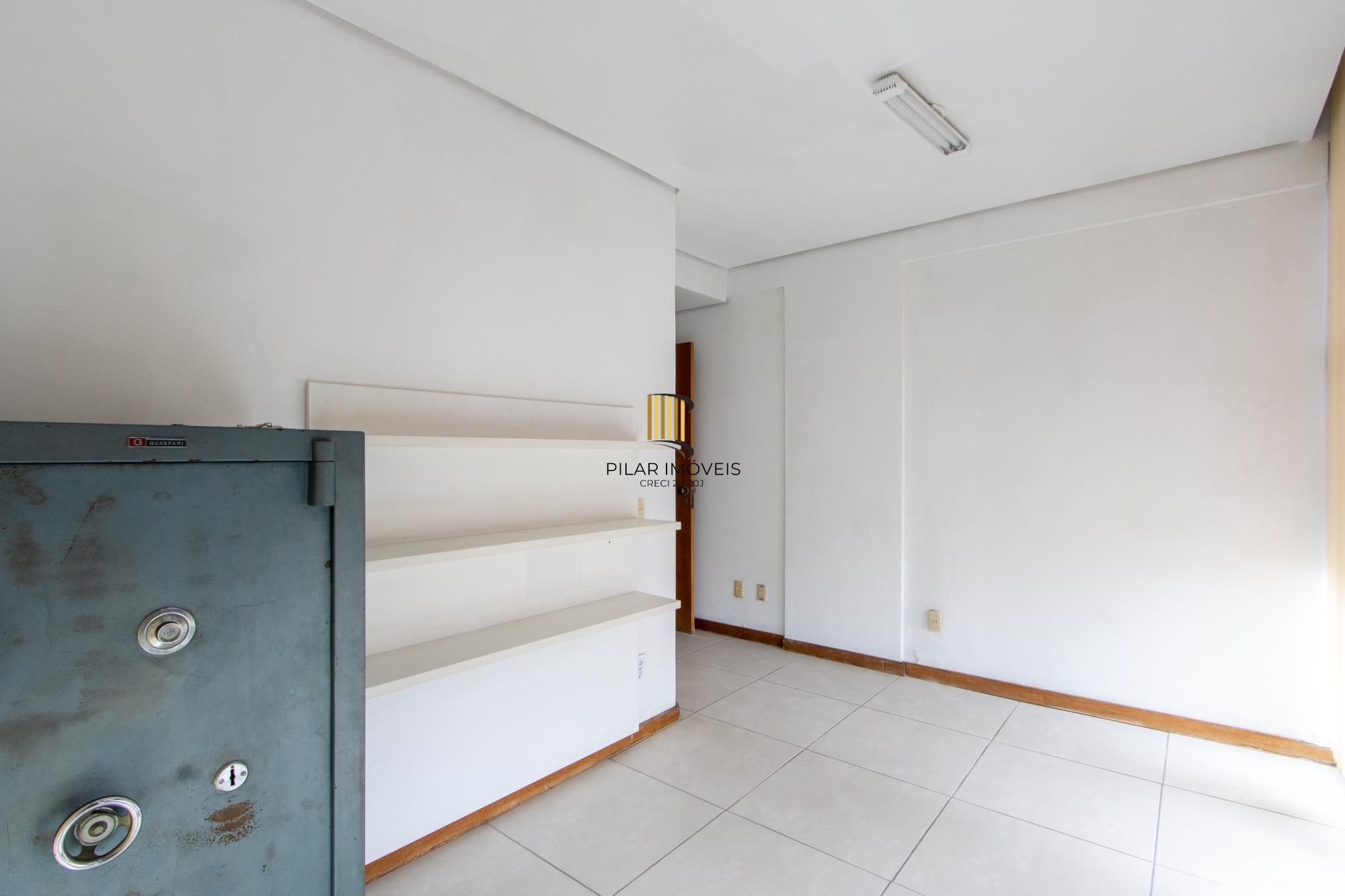 Sala comercial no Edifício Uarumã.