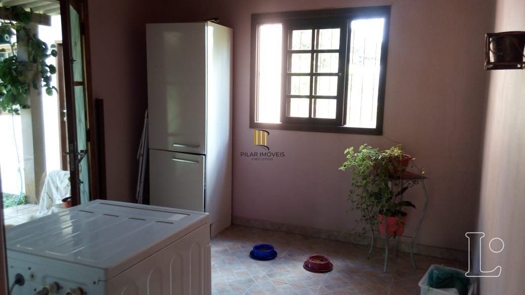 Casa para Venda - 223.57m², 2 dormitórios, 3 vagas - Centro