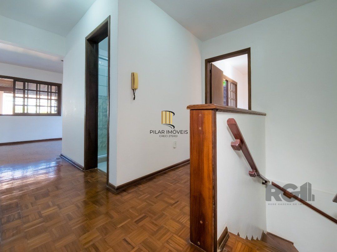 Casa 3 dormitórios no bairro Ipanema