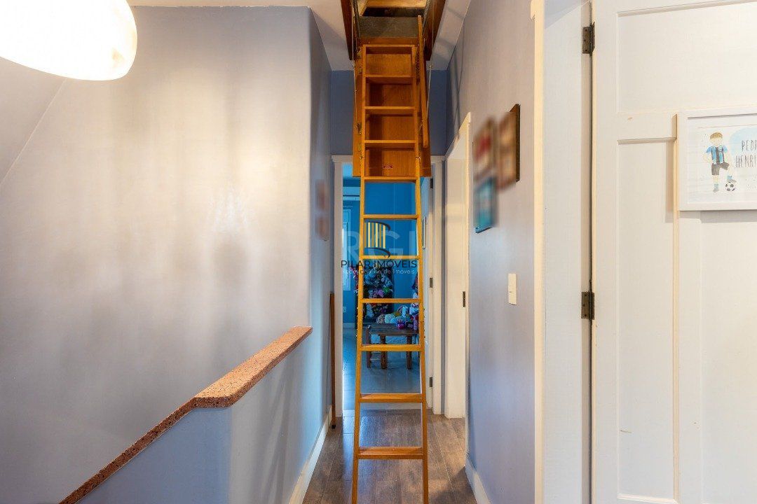 Casa para Venda - 200m², 3 dormitórios, sendo 1 suites, 2 vagas - Vila Assunção