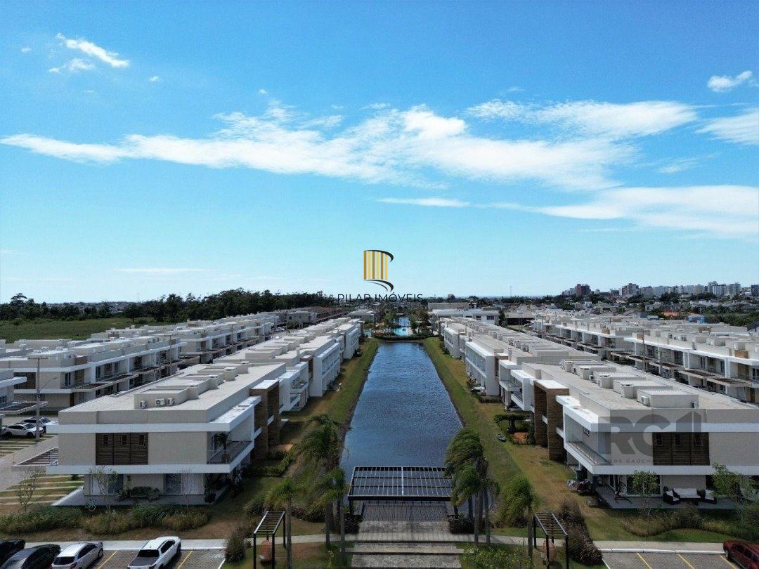 Casa de Condomínio 2 dormitórios no bairro Zona Nova