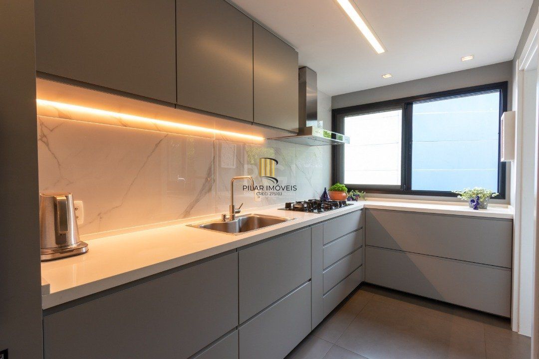 Apartamento para Venda - 164m², 3 dormitórios, sendo 3 suites, 3 vagas - Pedra Redonda