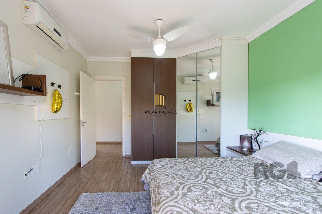 Casa de Condomínio 3 dormitórios no bairro Vila Nova