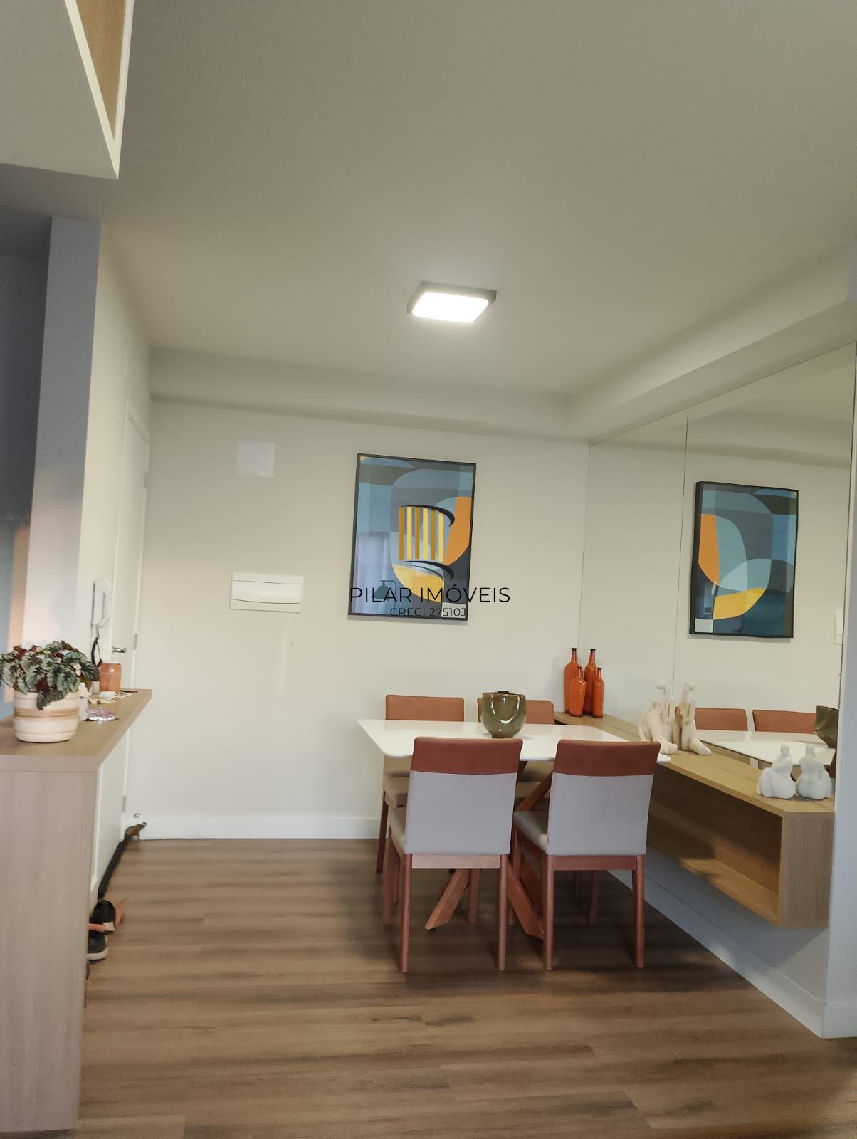 Apartamento 2 dormitórios no bairro Vila Nova