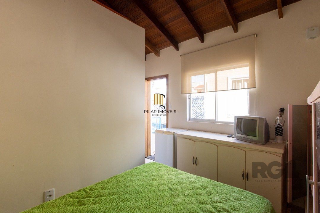 Casa para Venda - 204m², 3 quartos, 2 suites, 1 vaga - Caminhos do Sol - Guarujá