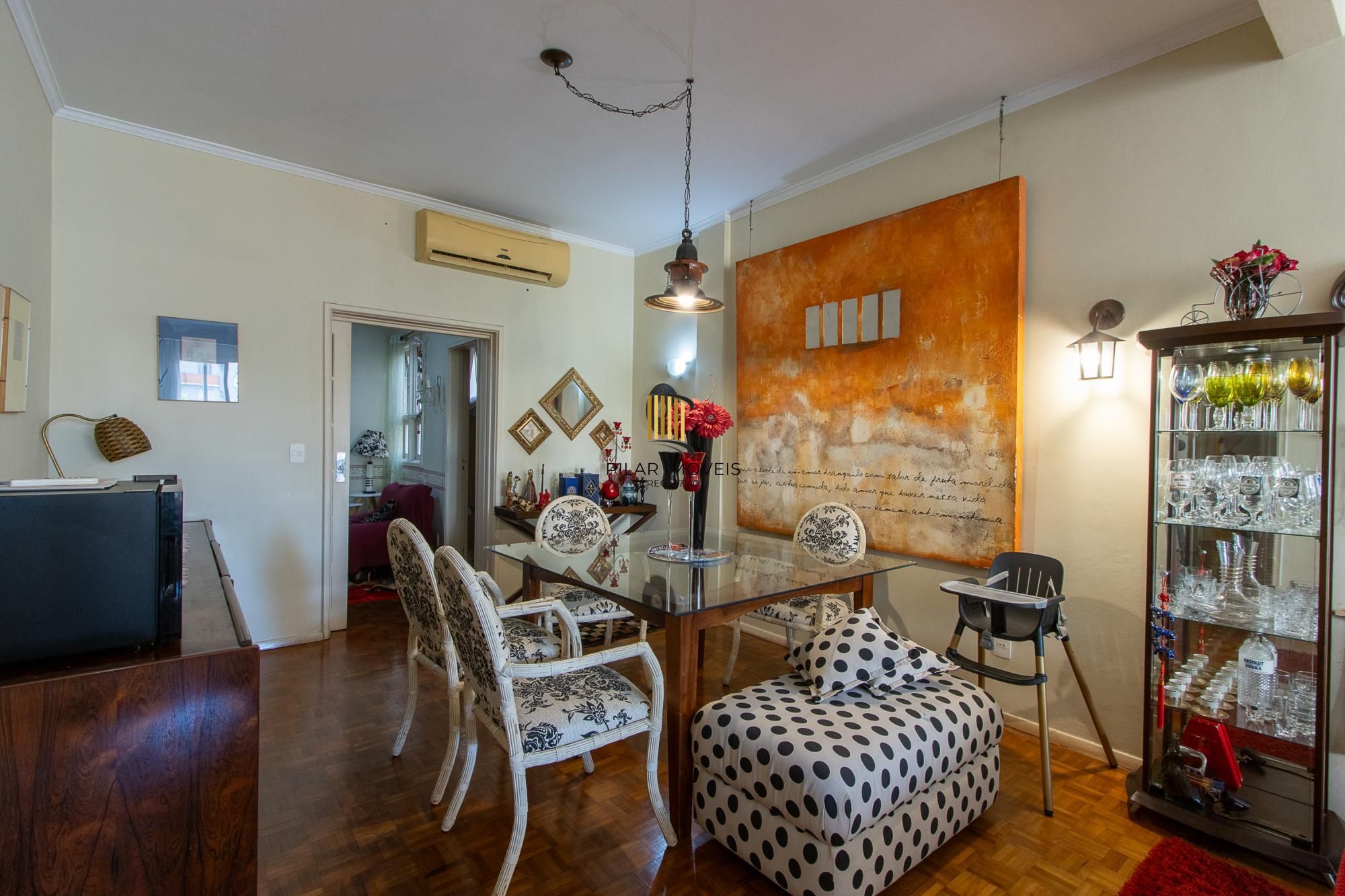 Apartamento 3 Dormitórios Ensolarado no Centro de Porto Alegre