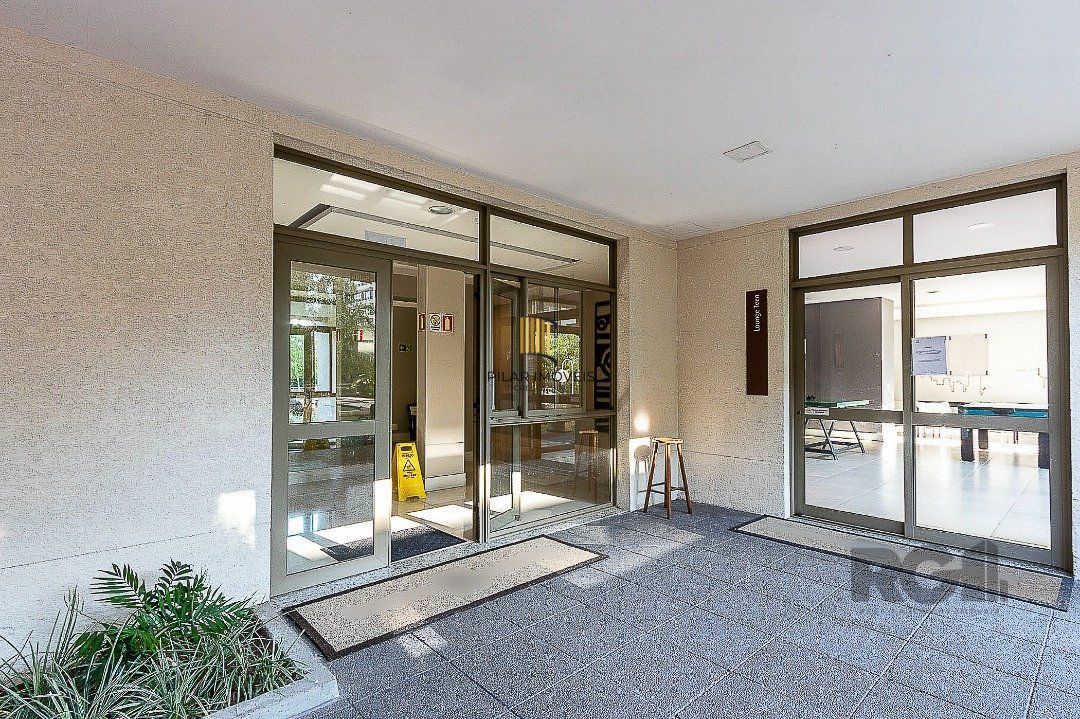 Apartamento 3 dormitórios no bairro Cavalhada
