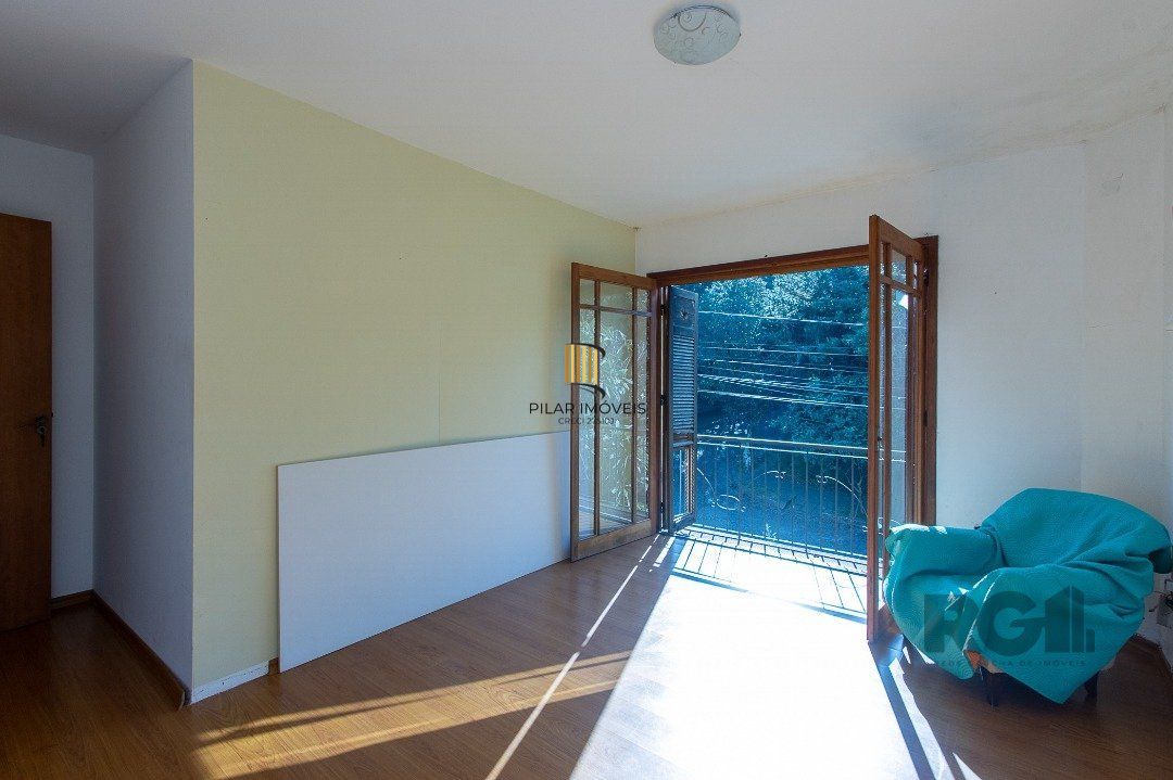 Casa para Venda - 380m², 4 dormitórios, sendo 1 suites, 4 vagas - Vila Assunção