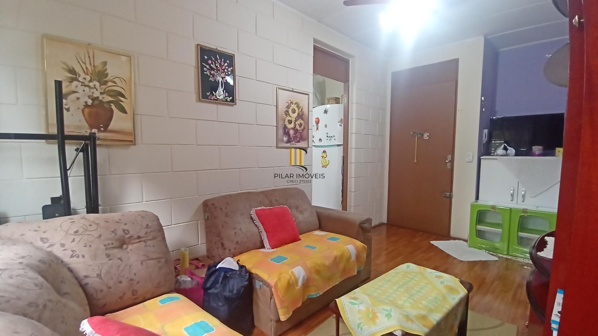 Apartamento com 1 dormitório, no bairro Vila Nova