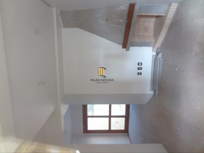 Casa para Venda - 135m², 3 dormitórios, sendo 1 suites, Hípica