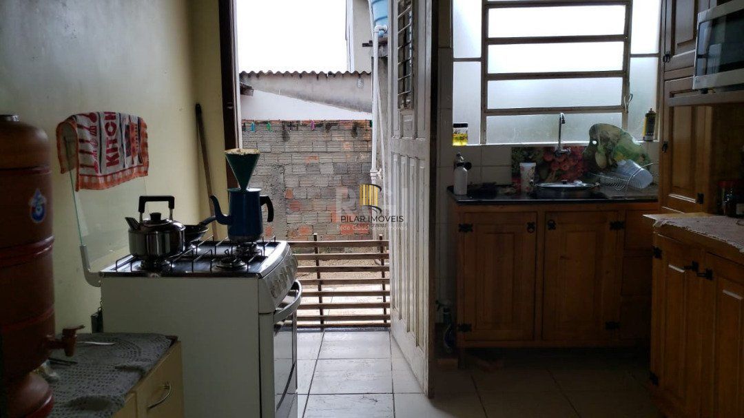 Casa para Venda - 90m², 3 dormitórios, 2 vagas - Hípica