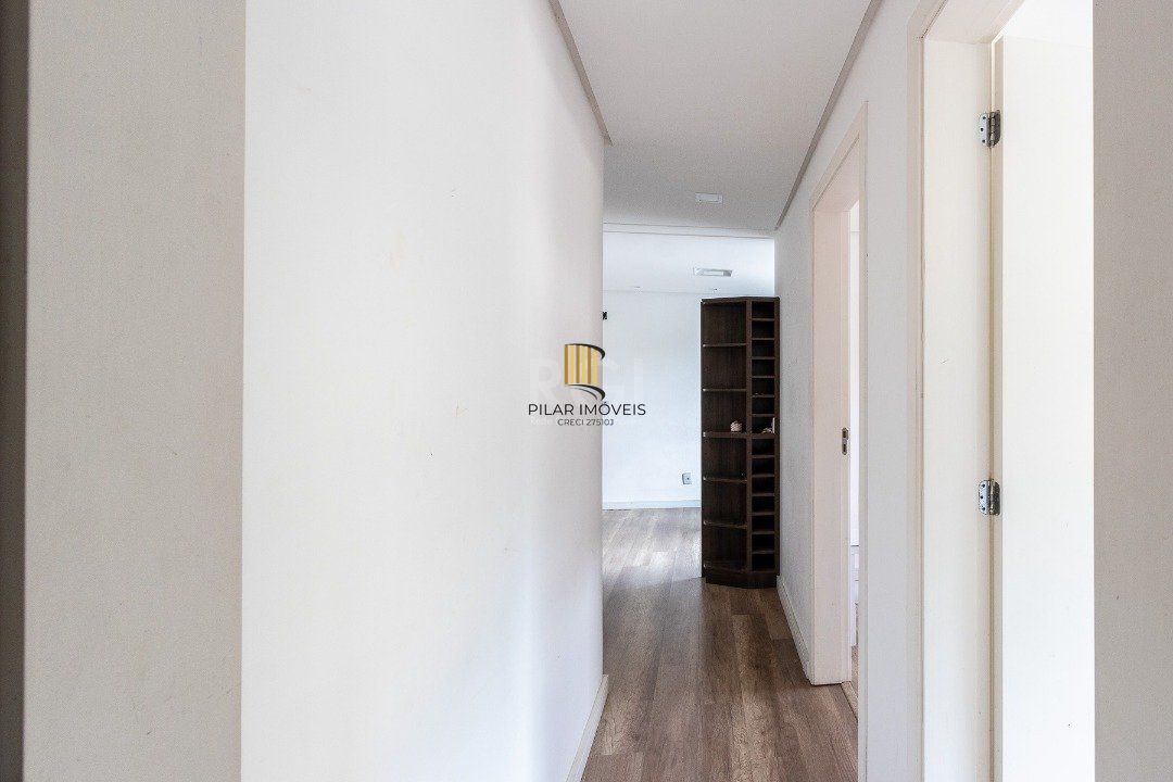 Apartamento 2 dormitórios , sala com dois ambientes , cozinha americana sacada com churrasqueira 1 vaga
