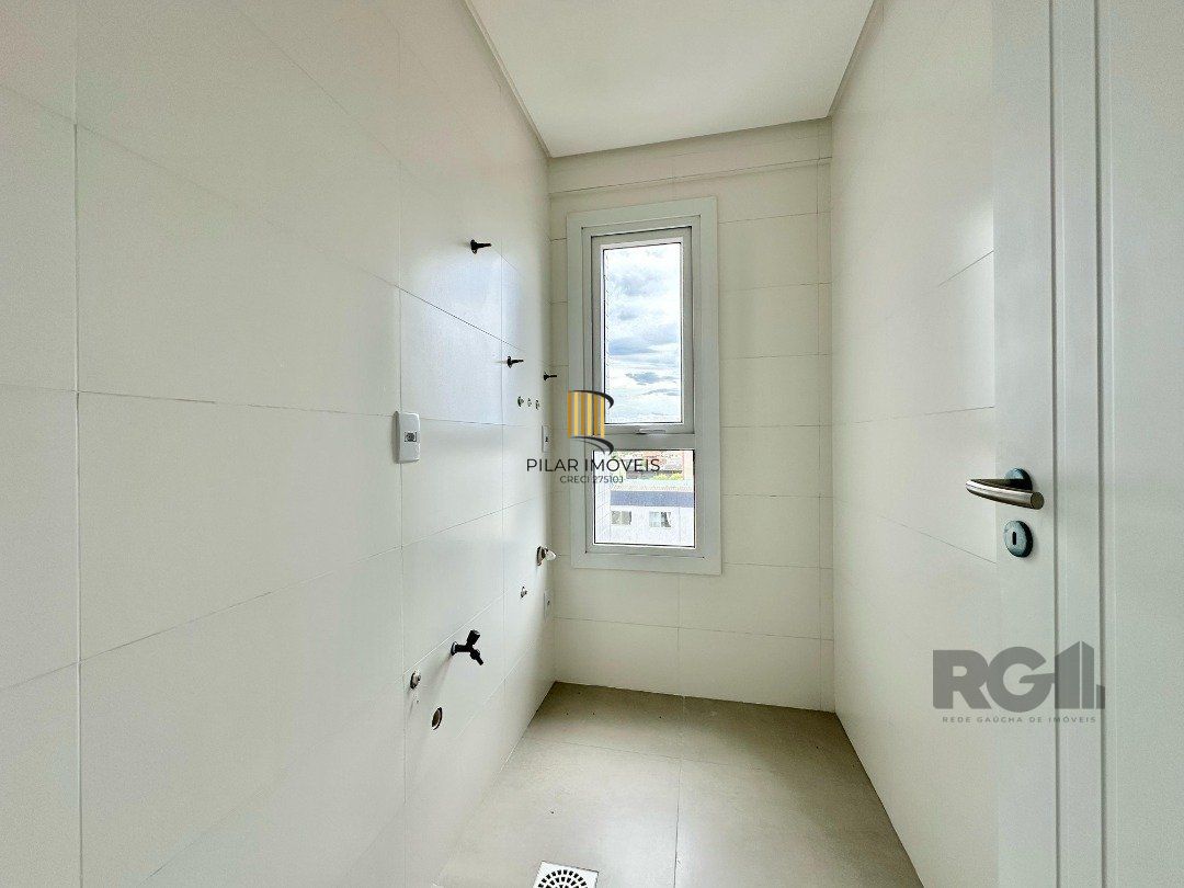 APARTAMENTO À VENDA COM VISTA LIBERADA 
