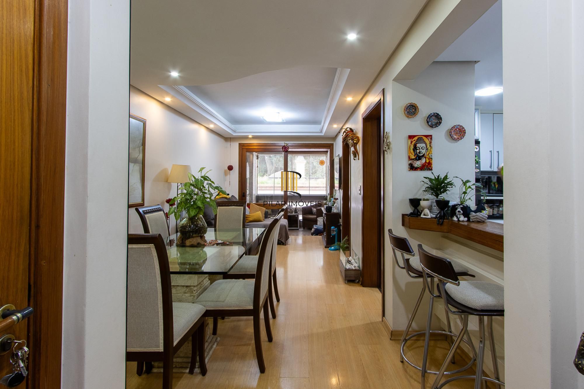 Apartamento de 3 dormitórios, 1 suíte e 3 vagas no bairro Ipanema.