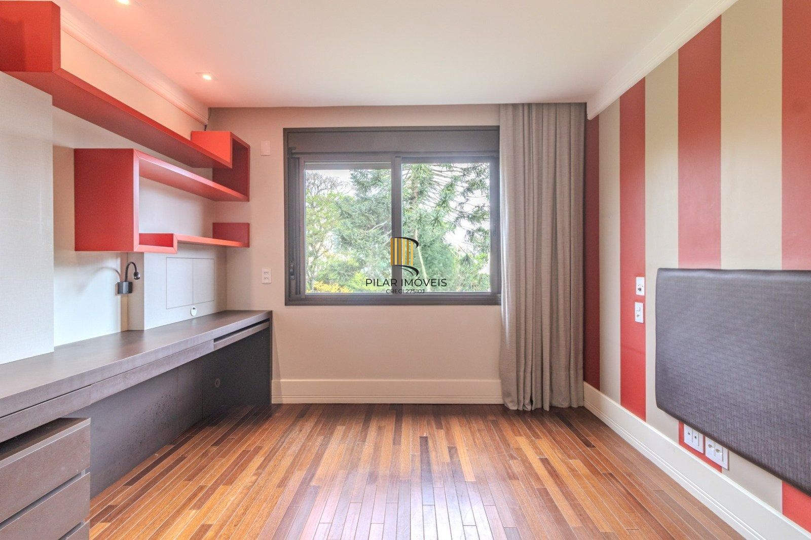 Alto Padrão no TERRAZAS: 4 Suítes, 312m² e Vista Incrível para a Natureza