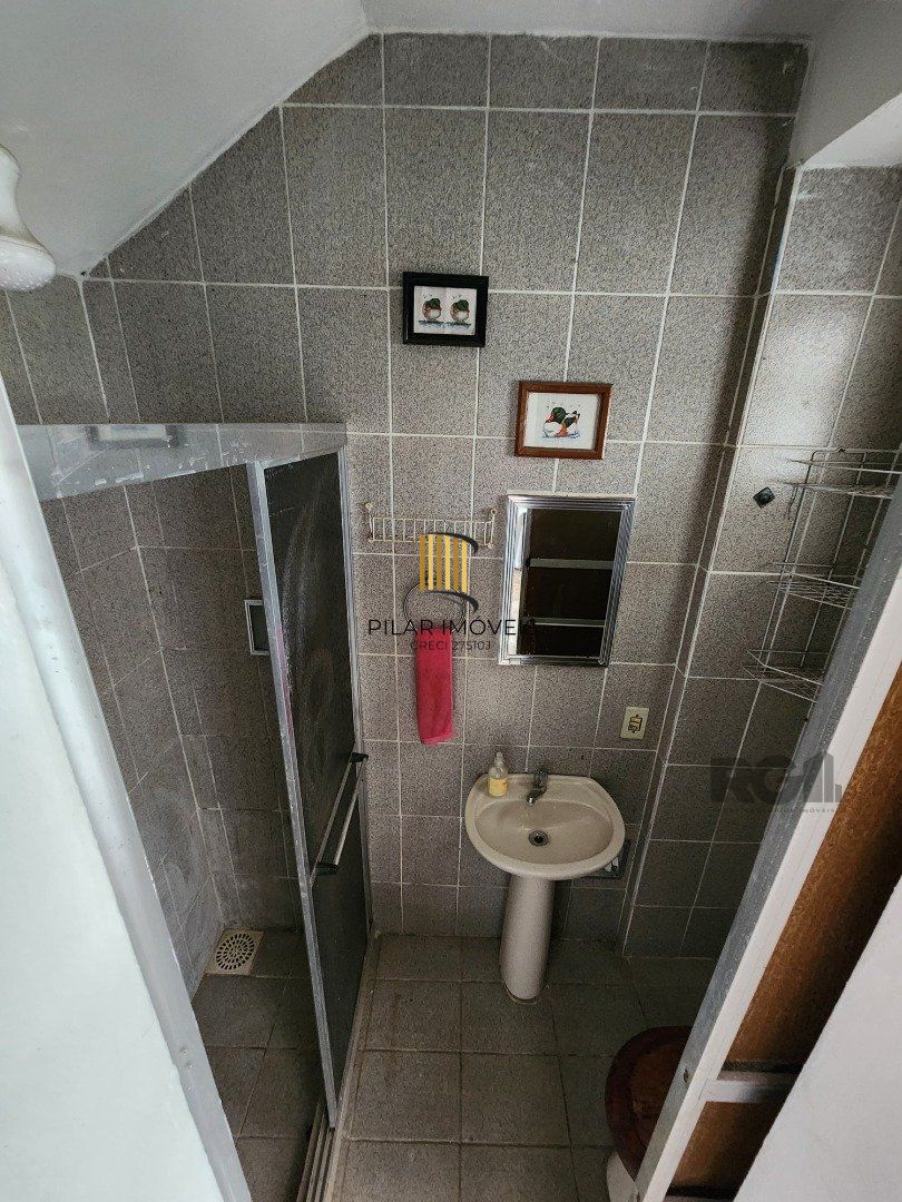Casa 4 dormitórios no bairro Santa Tereza