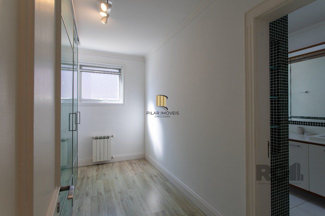 Casa Condominio para Venda - 610m², 4 dormitórios, sendo 4 suites, 3 vagas - Terra Ville