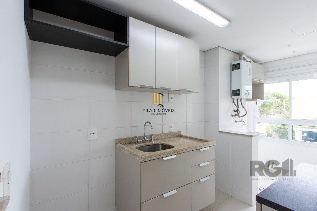 Apartamento semi-mobiliado, com área privada de 50,95 M2